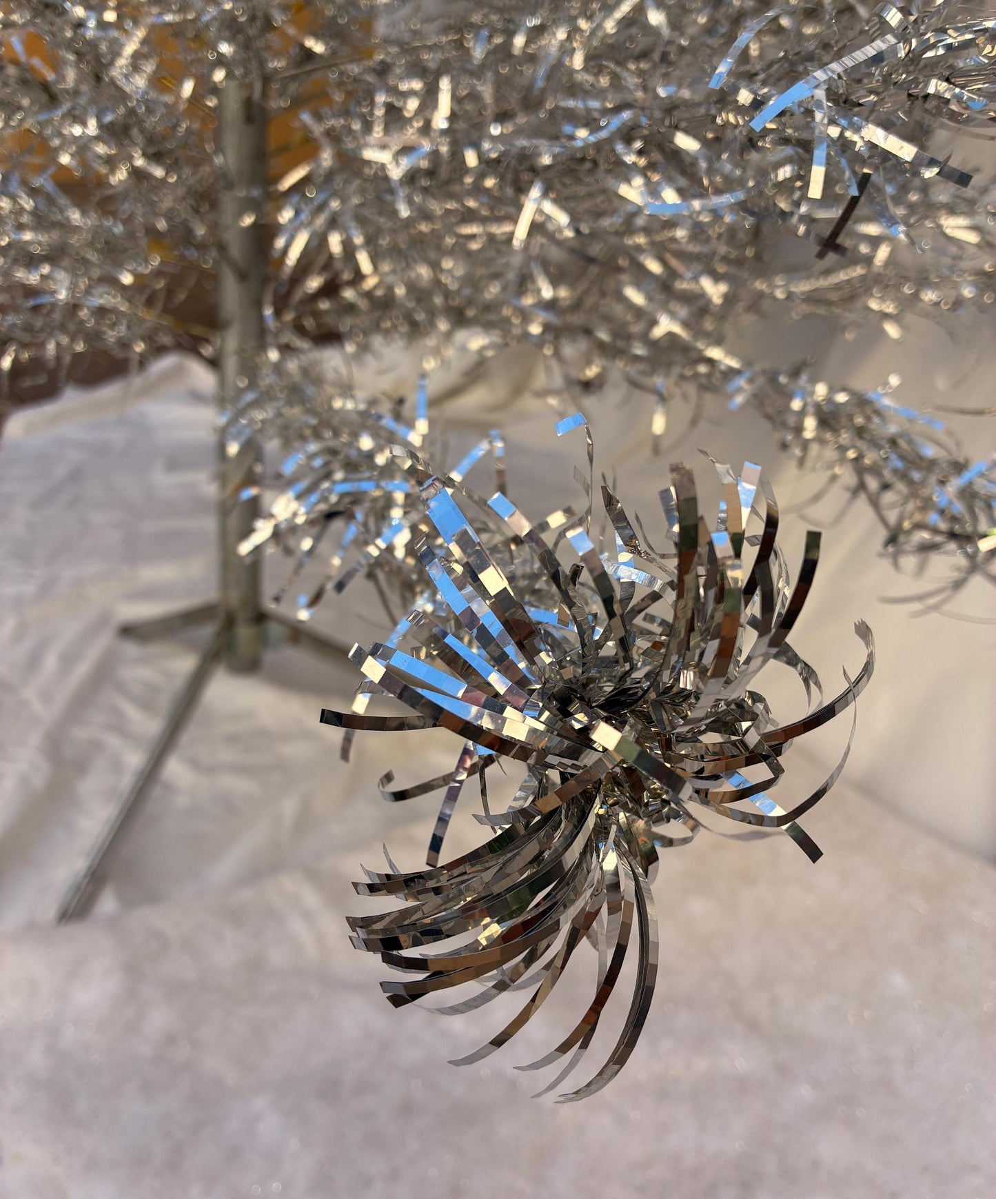 MCM Aluminum 6’ Christmas Tree Sparkly Pom Pom Complete 90 Branches Vintage