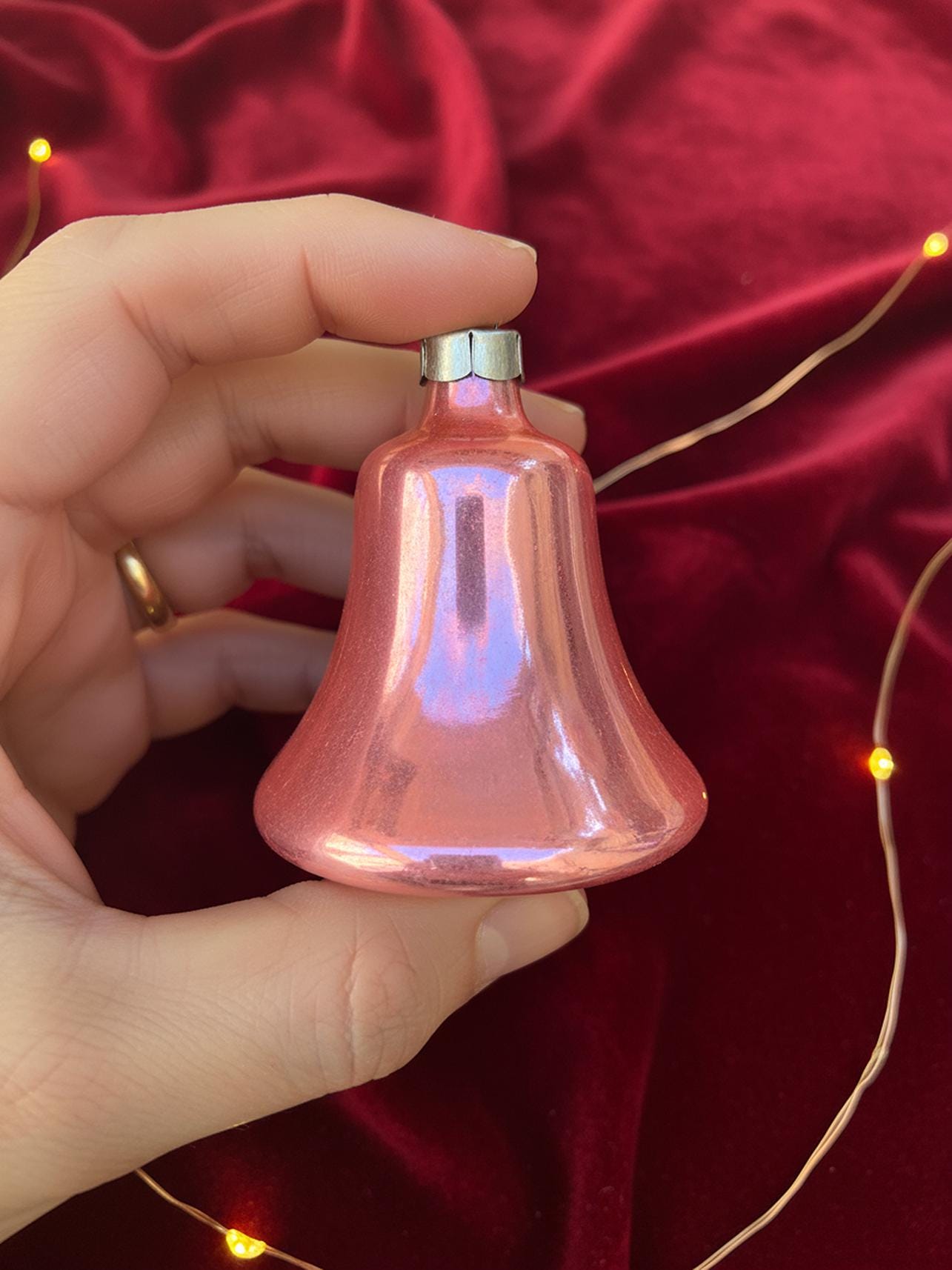 Shiny Brite Vintage Glass Bell Ornaments Original Box set of 4